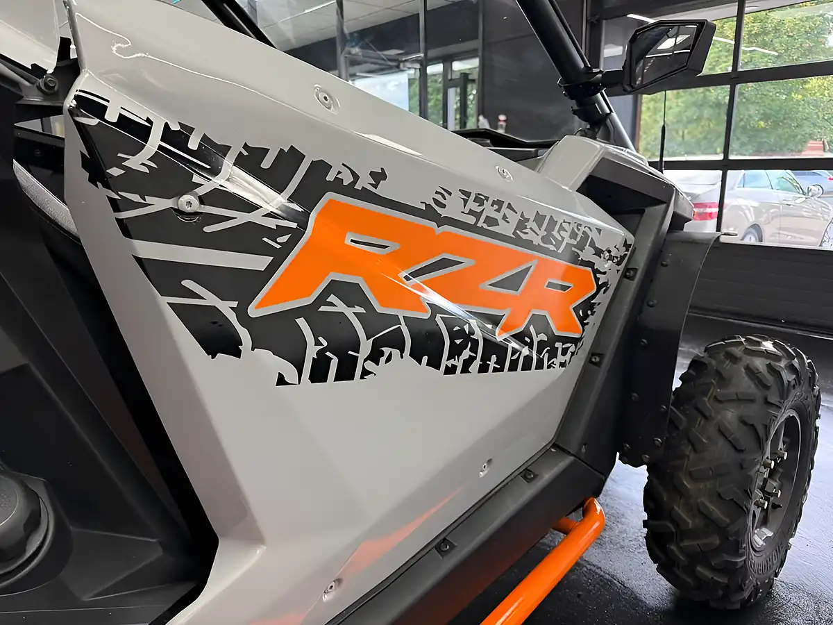 Used 2020 Polaris Rzr Xp Pro Grey - Interior and Exterior details 7