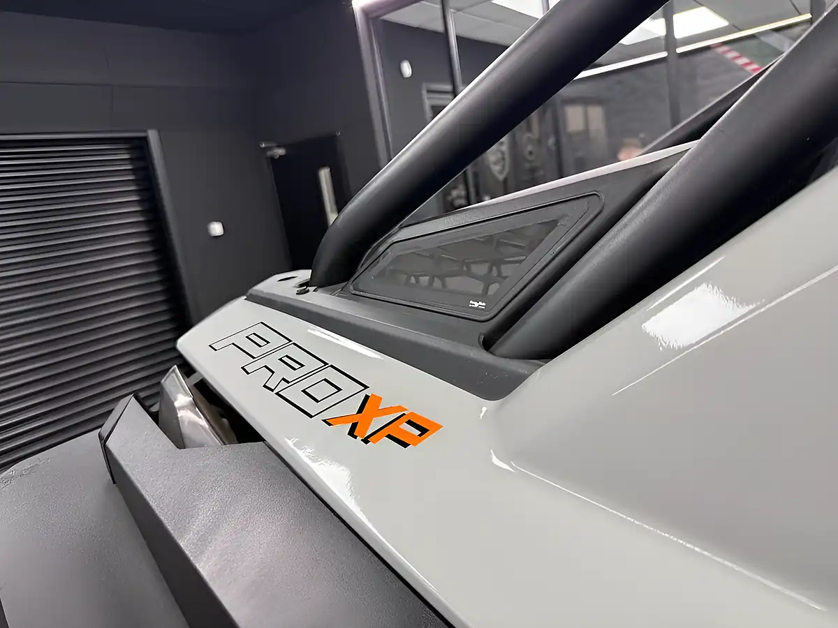 Used 2020 Polaris Rzr Xp Pro Grey - Interior and Exterior details 8