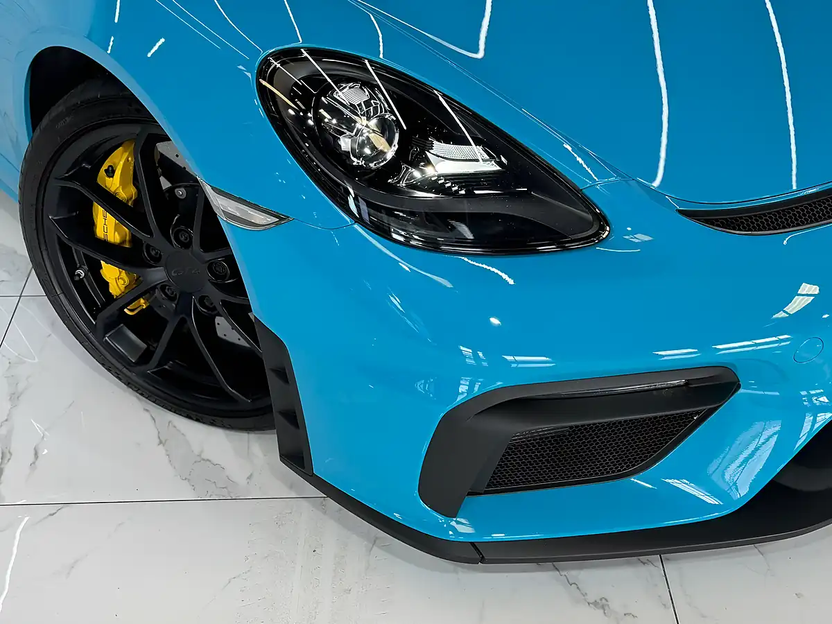 Used 2020 Porsche 718 Cayman GT4 Blue - Interior and Exterior details 11