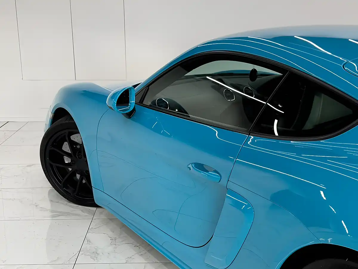 Used 2020 Porsche 718 Cayman GT4 Blue - Interior and Exterior details 17