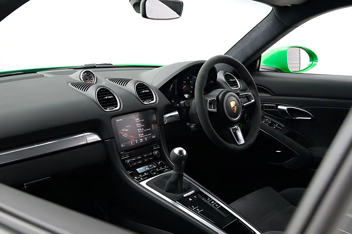 Used 2020 Porsche 718 Cayman Gts Green - Interior and Exterior details 3