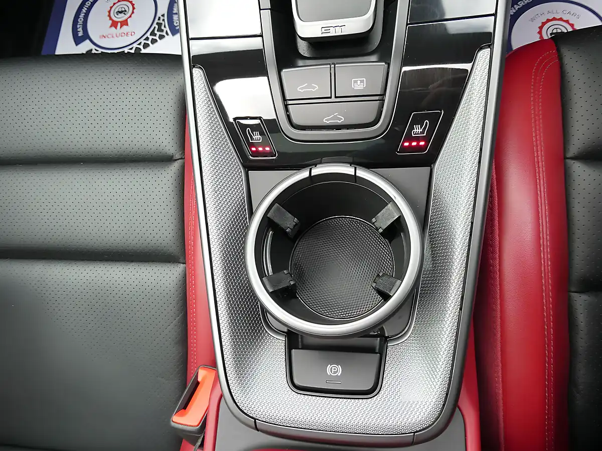 Used 2020 Porsche 911 Carrera 4S Black - Interior and Exterior details 11