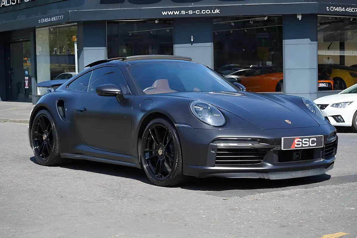 Used 2020 Porsche 911 Turbo S Black - Interior and Exterior details 4
