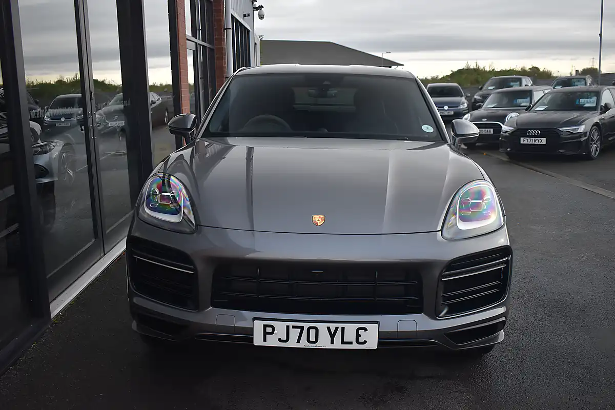 Used 2020 Porsche Cayenne Coupe Quartzite Grey - Interior and Exterior details 3