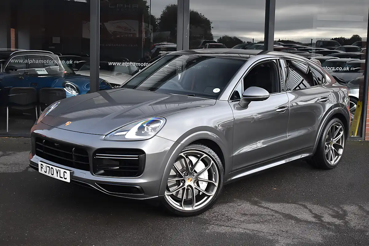 Used 2020 Porsche Cayenne Coupe Quartzite Grey - Interior and Exterior details 4