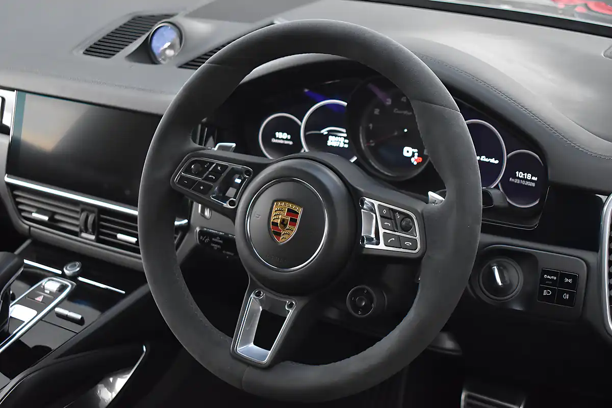 Used 2020 Porsche Cayenne Coupe Quartzite Grey - Interior and Exterior details 9