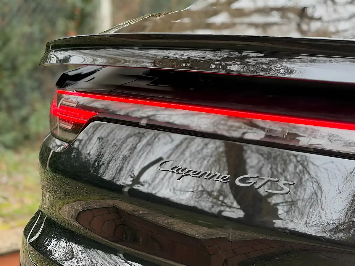 Used 2020 Porsche Cayenne Gts Black - Interior and Exterior details 18
