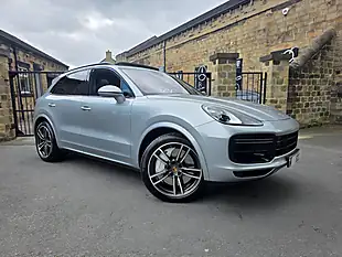 Used 2020 Porsche Cayenne Turbo Dolomite Silver - Interior and Exterior details 14
