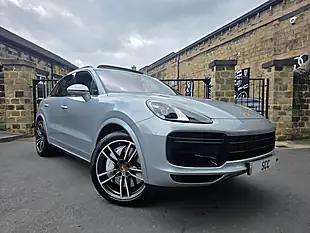 Used 2020 Porsche Cayenne Turbo Dolomite Silver - Interior and Exterior details 7