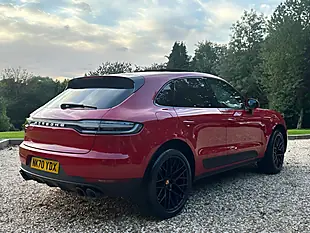 Used 2020 Porsche Macan Carmine Red - Interior and Exterior details 13