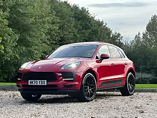 Used 2020 Porsche Macan Carmine Red - Interior and Exterior details 5