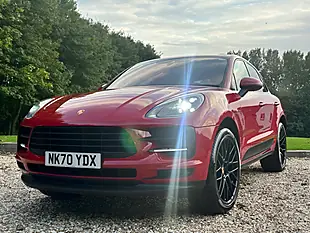 Used 2020 Porsche Macan Carmine Red - Interior and Exterior details 7
