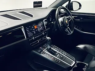 Used 2020 Porsche Macan S Black - Interior and Exterior details 5