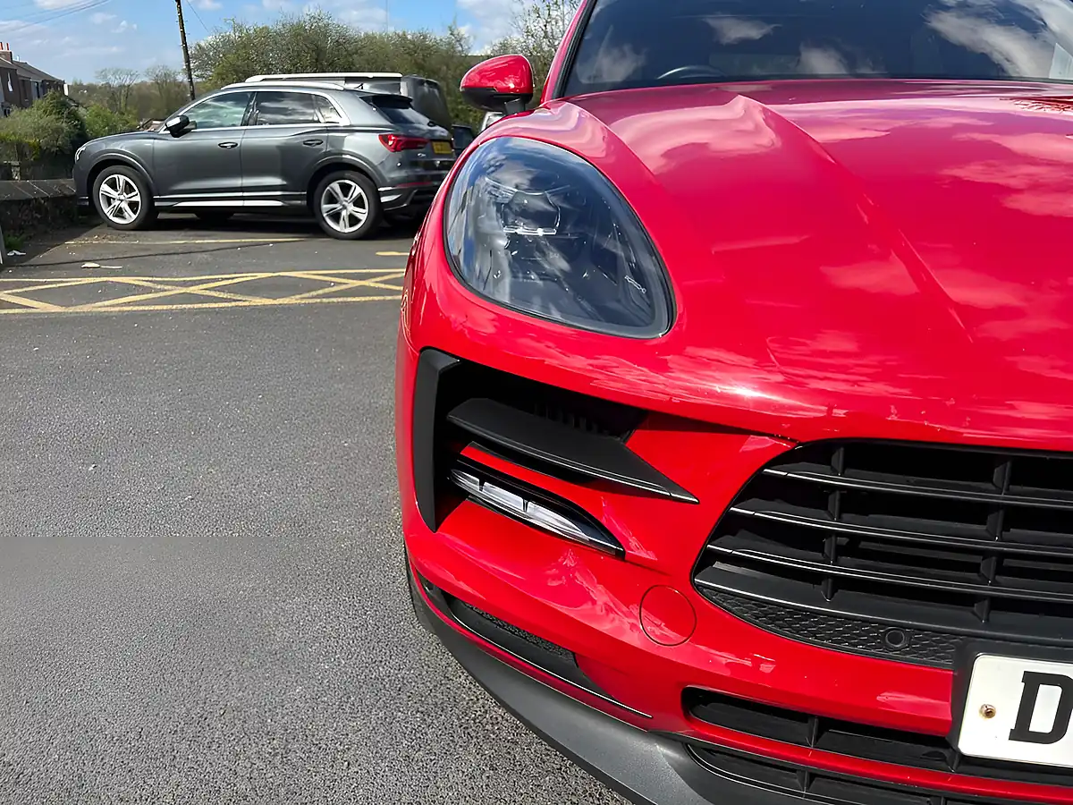 Used 2020 Porsche Macan S Red - Interior and Exterior details 10