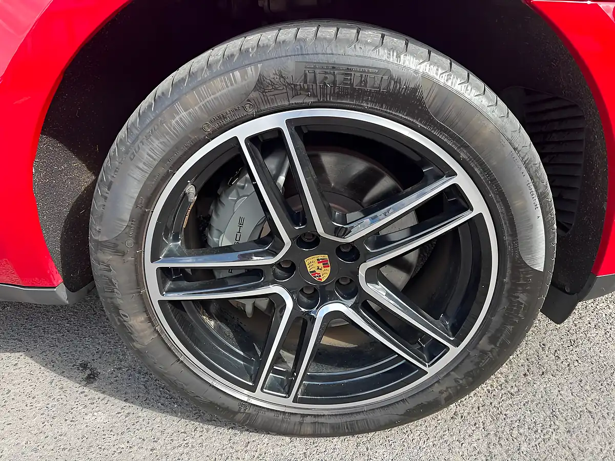 Used 2020 Porsche Macan S Red - Interior and Exterior details 14