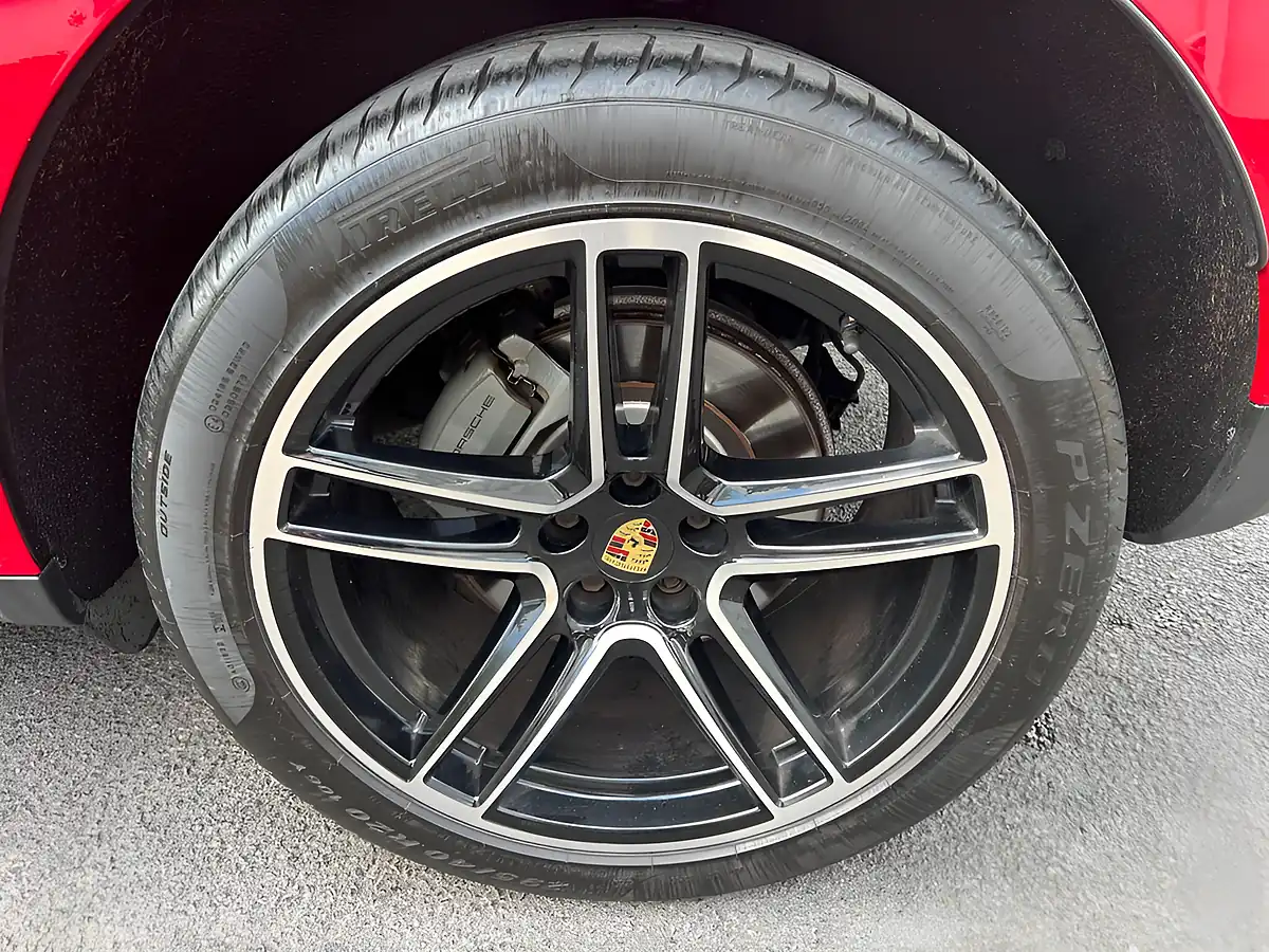 Used 2020 Porsche Macan S Red - Interior and Exterior details 16