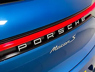 Used 2020 Porsche Macan S Sapphire Blue - Interior and Exterior details 18
