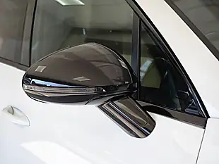 Used 2020 Porsche Macan S White - Interior and Exterior details 14