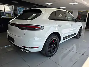 Used 2020 Porsche Macan S White - Interior and Exterior details 16