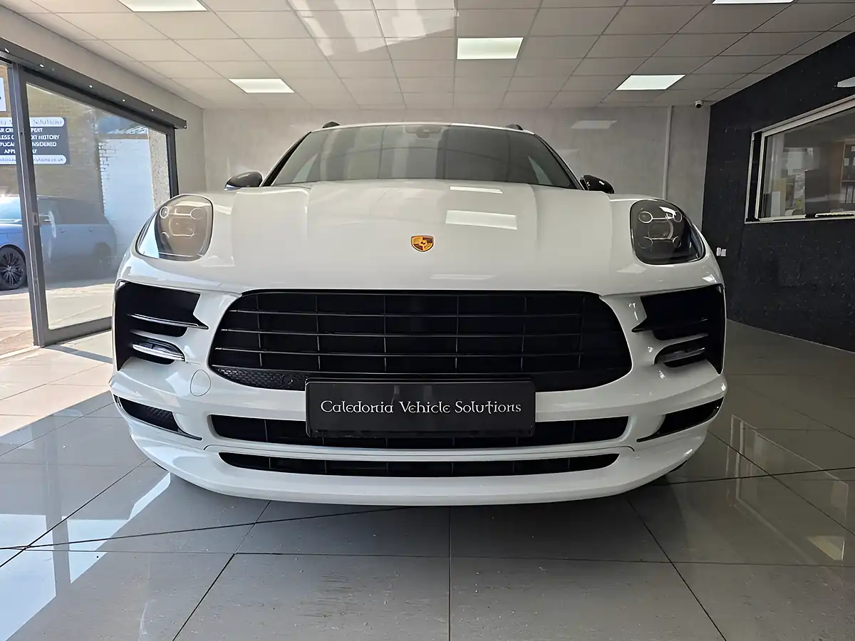 Used 2020 Porsche Macan S White - Interior and Exterior details 19