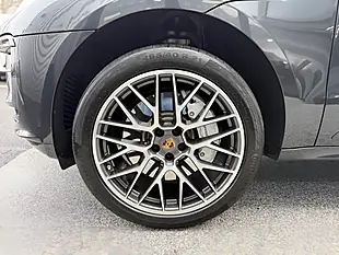 Used 2020 Porsche Macan Turbo Grey - Interior and Exterior details 10