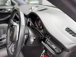 Used 2020 Porsche Macan Turbo Grey - Interior and Exterior details 12