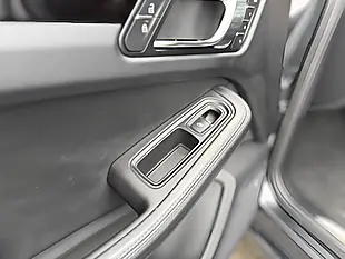 Used 2020 Porsche Macan Turbo Grey - Interior and Exterior details 13