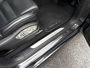 Used 2020 Porsche Macan Turbo Grey - Interior and Exterior details 17