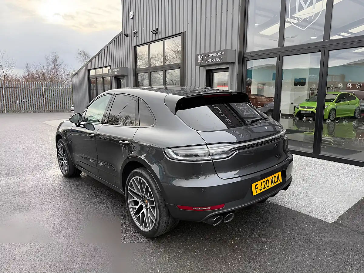 Used 2020 Porsche Macan Turbo Grey - Interior and Exterior details 9