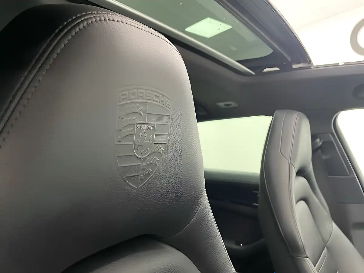 Used 2020 Porsche Panamera 10 Years Edition Sport Turismo Black - Interior and Exterior details 12