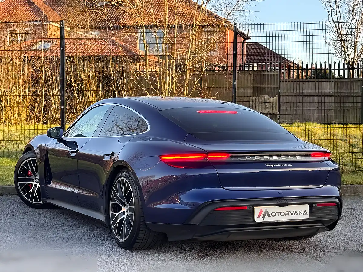 Used 2020 Porsche Taycan Performance Blue - Interior and Exterior details 10