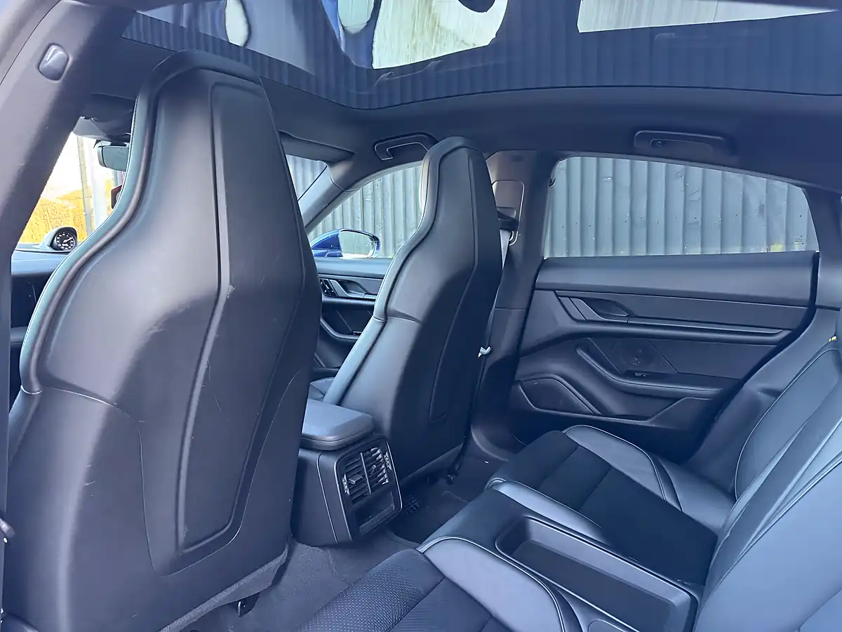 Used 2020 Porsche Taycan Performance Blue - Interior and Exterior details 18