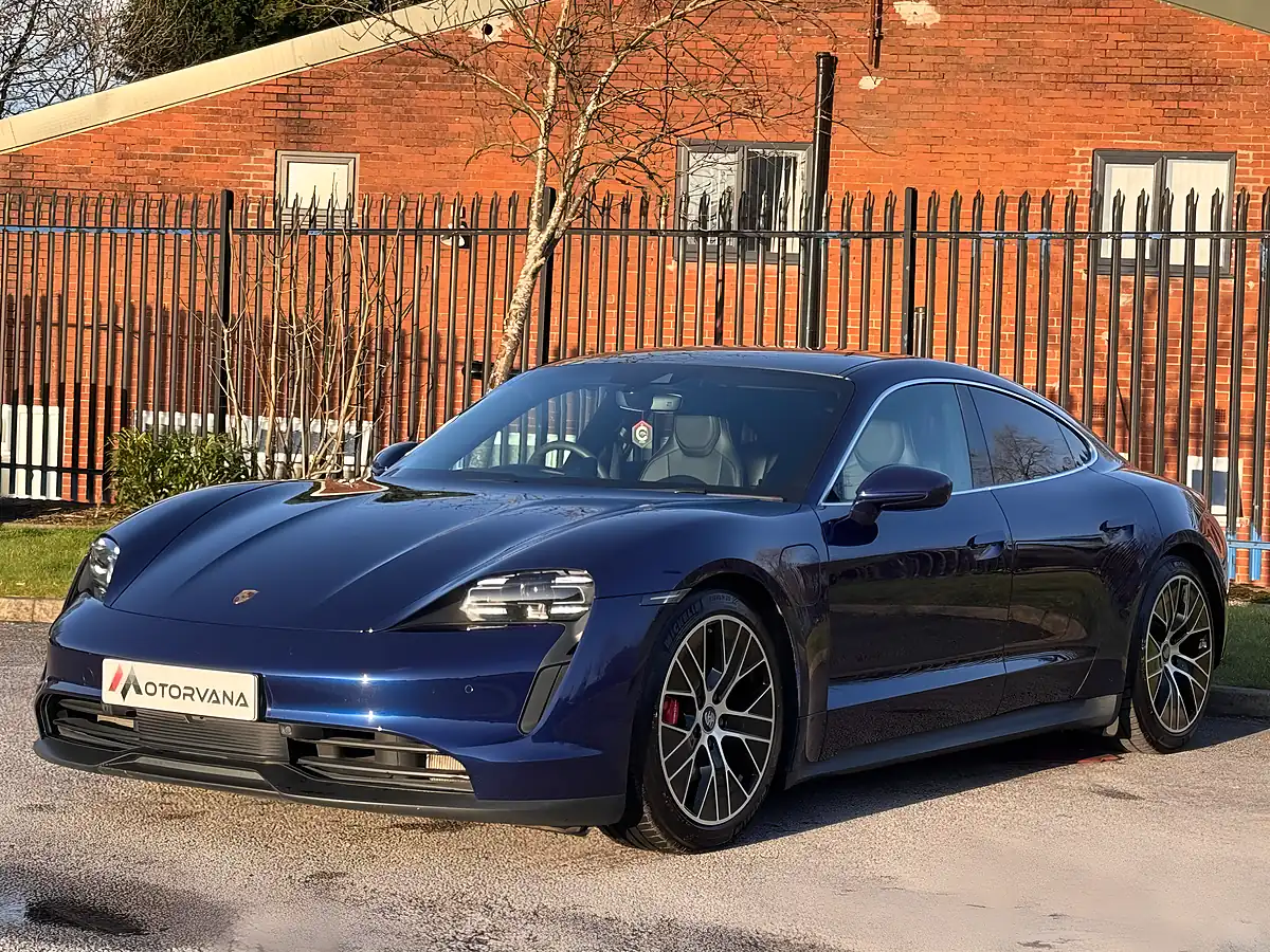 Used 2020 Porsche Taycan Performance Blue - Interior and Exterior details 5