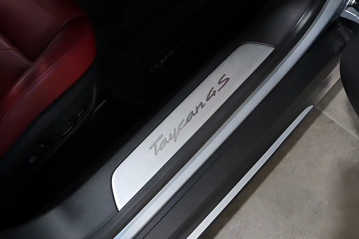 Used 2020 Porsche Taycan Performance Plus 4S Silver - Interior and Exterior details 14