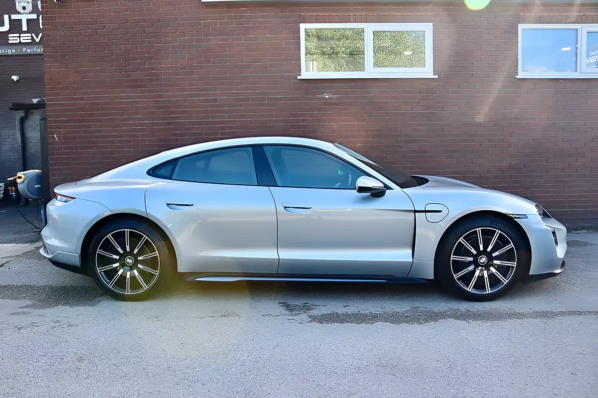 Used 2020 Porsche Taycan Performance Plus 4S Silver - Interior and Exterior details 20