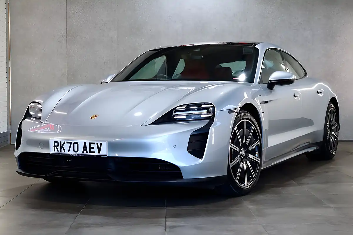Used 2020 Porsche Taycan Performance Plus 4S Silver - Interior and Exterior details 8