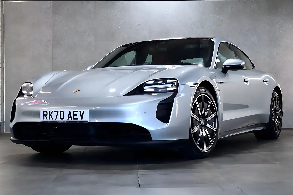 Used 2020 Porsche Taycan Performance Plus 4S Silver - Interior and Exterior details 9