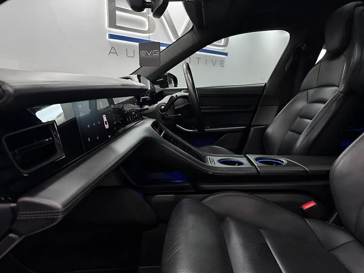 Used 2020 Porsche Taycan Performance Plus Black - Interior and Exterior details 16