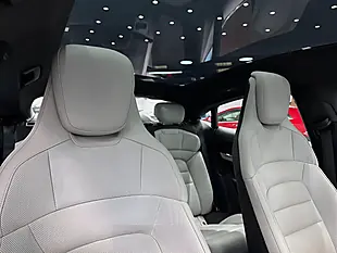 Used 2020 Porsche Taycan Performance Plus Blue - Interior and Exterior details 10
