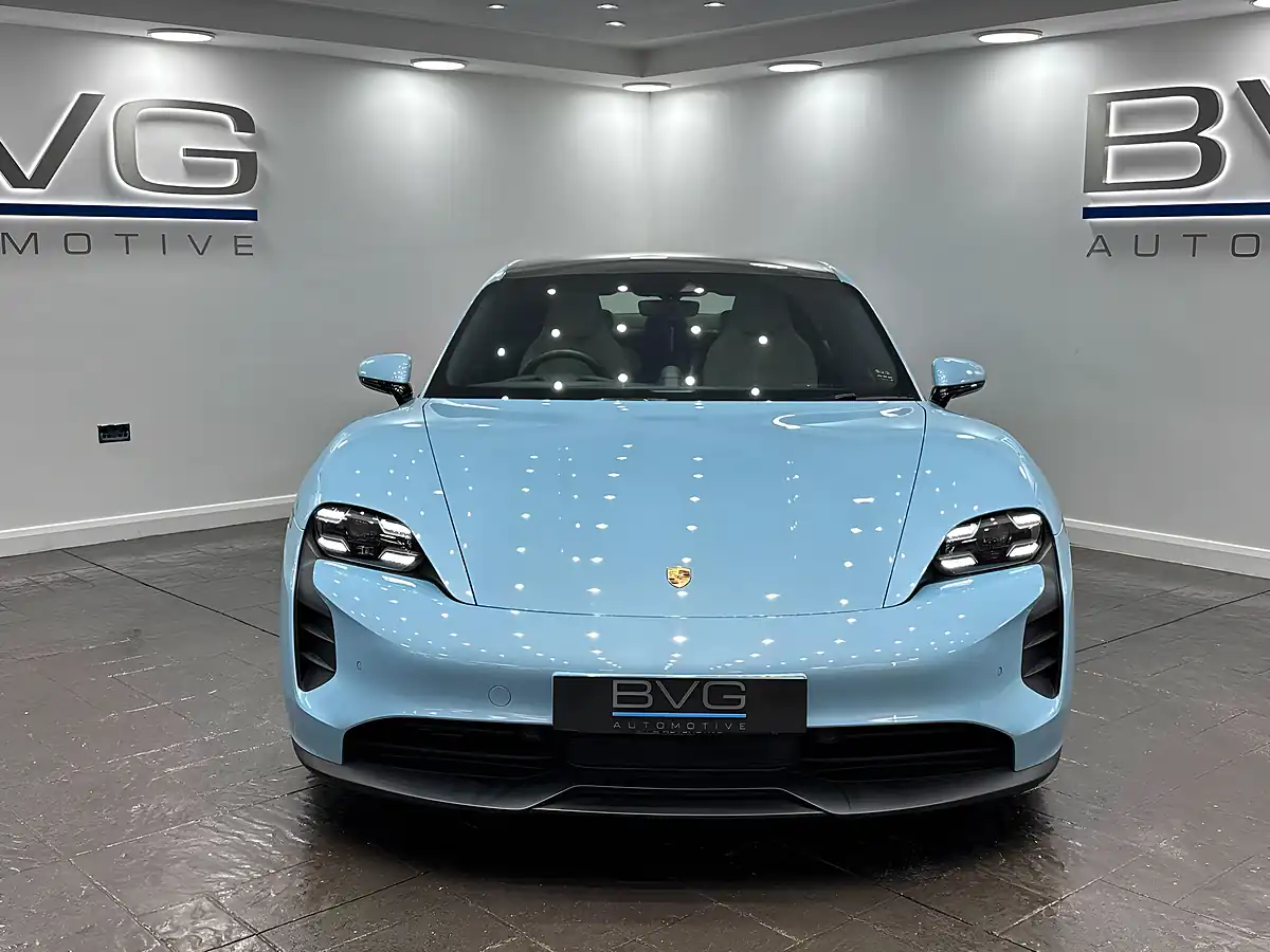 Used 2020 Porsche Taycan Performance Plus Blue - Interior and Exterior details 4