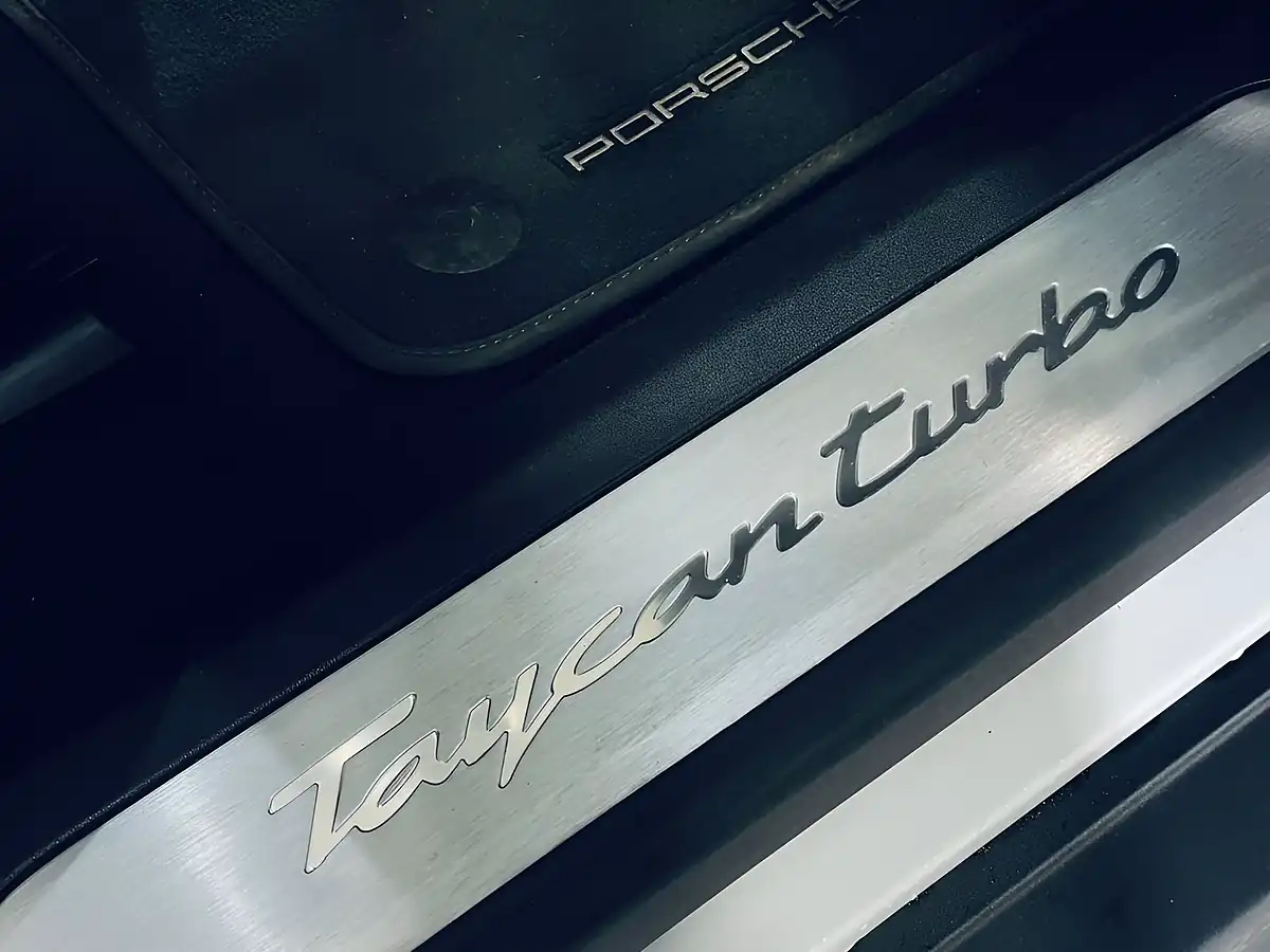 Used 2020 Porsche Taycan Performance Plus White - Interior and Exterior details 13
