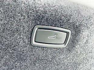 Used 2020 Porsche Taycan Performance Plus White - Interior and Exterior details 14