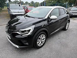 Used 2020 Renault Captur Iconic Black - Interior and Exterior details 6