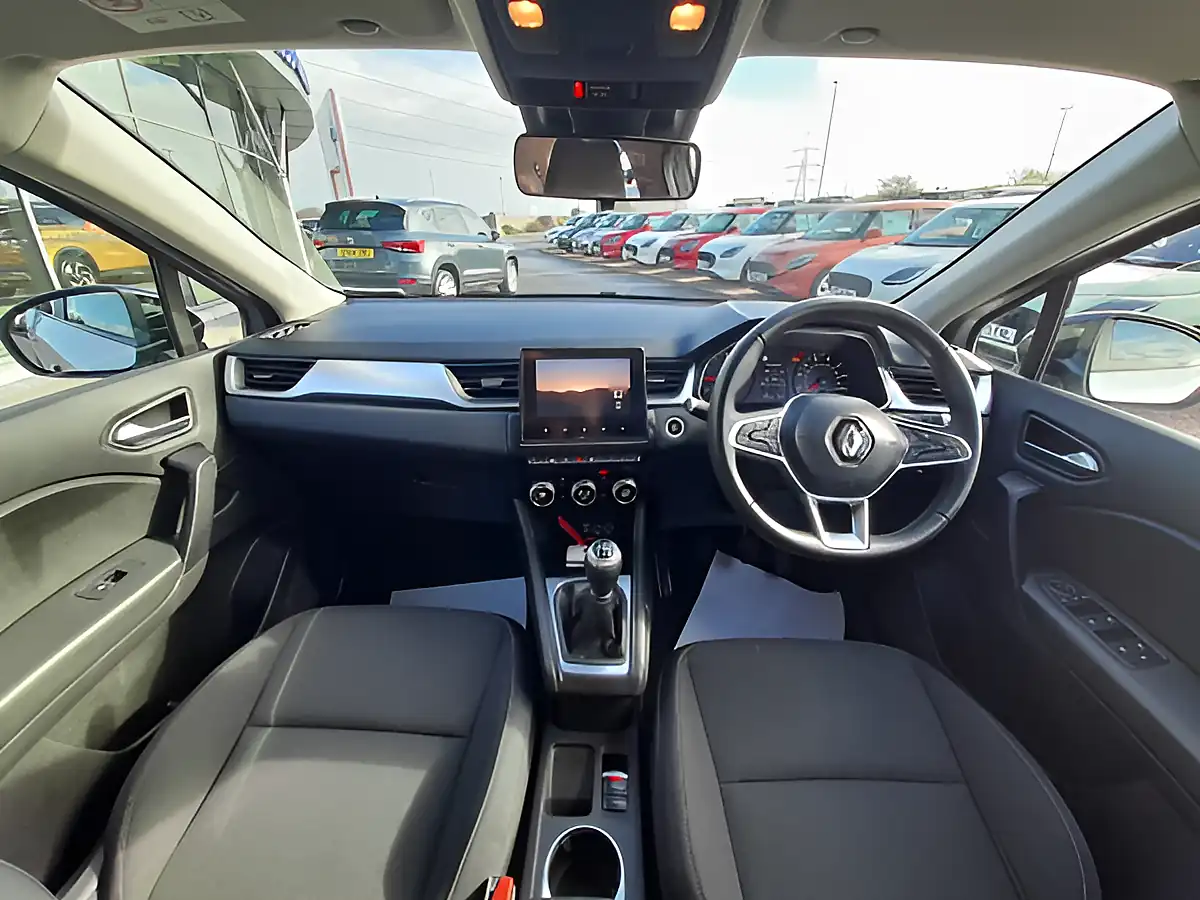 Used 2020 Renault Captur Iconic Grey/Black - Interior and Exterior details 12