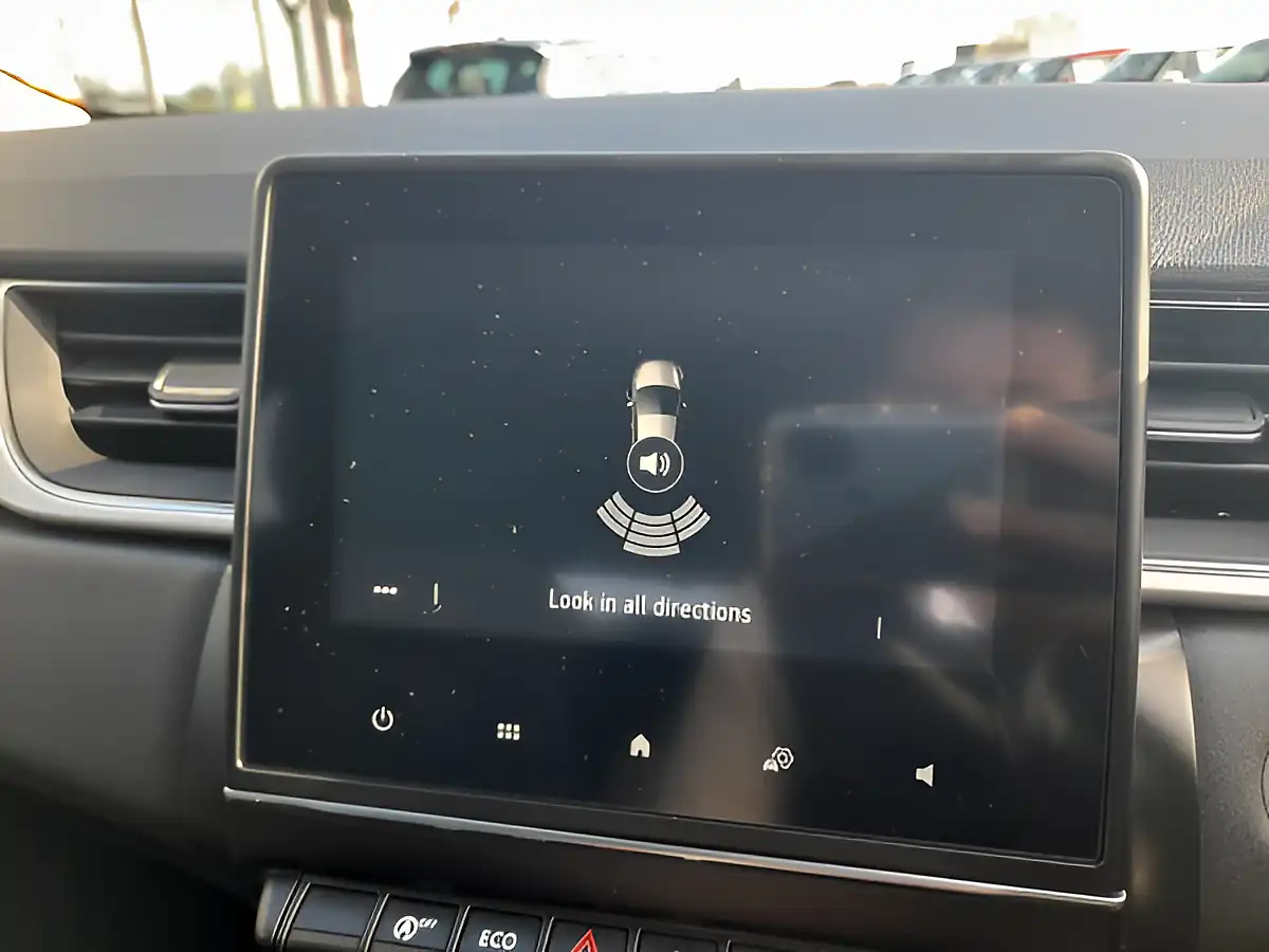 Used 2020 Renault Captur Iconic Grey/Black - Interior and Exterior details 16