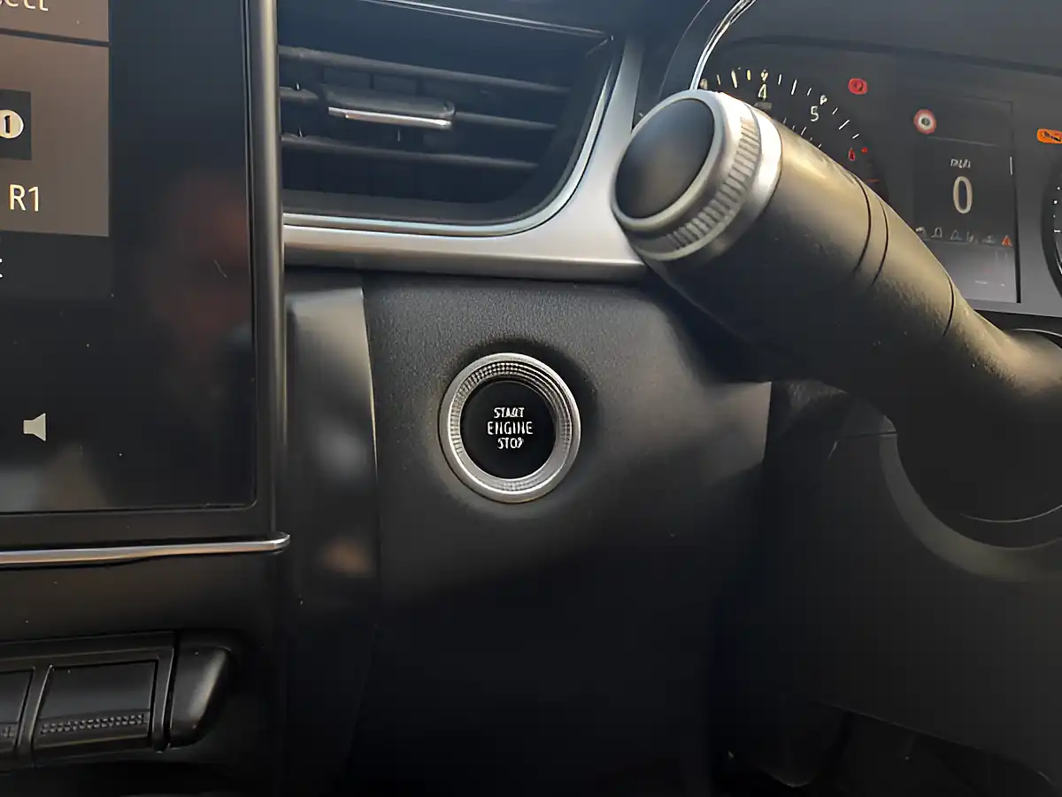 Used 2020 Renault Captur Iconic Grey/Black - Interior and Exterior details 19