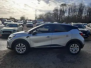 Used 2020 Renault Captur Iconic Grey/Black - Interior and Exterior details 4