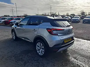 Used 2020 Renault Captur Iconic Grey/Black - Interior and Exterior details 5