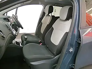 Used 2020 Renault Captur Iconic Grey - Interior and Exterior details 15