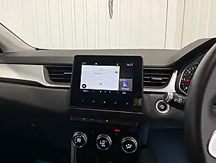 Used 2020 Renault Captur Iconic Highland Grey - Interior and Exterior details 18